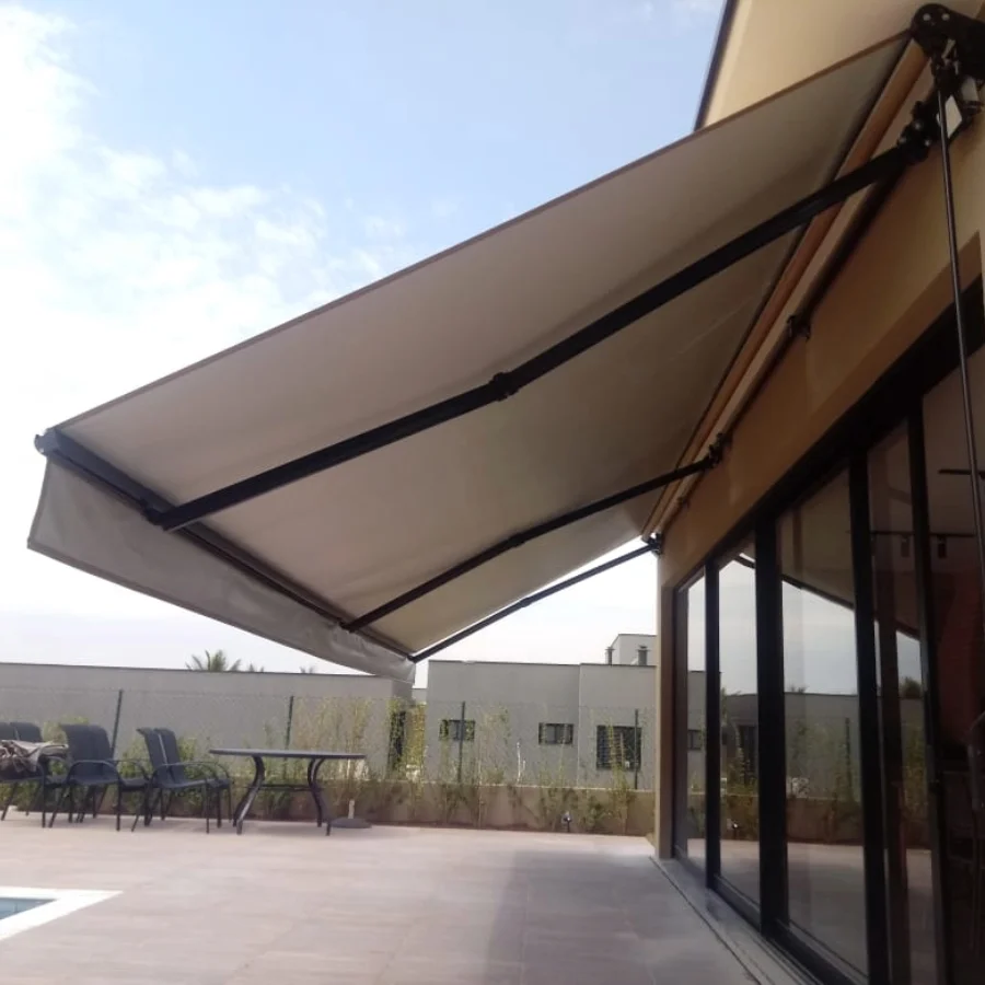 Toldo cortina rolô em Alphaville
